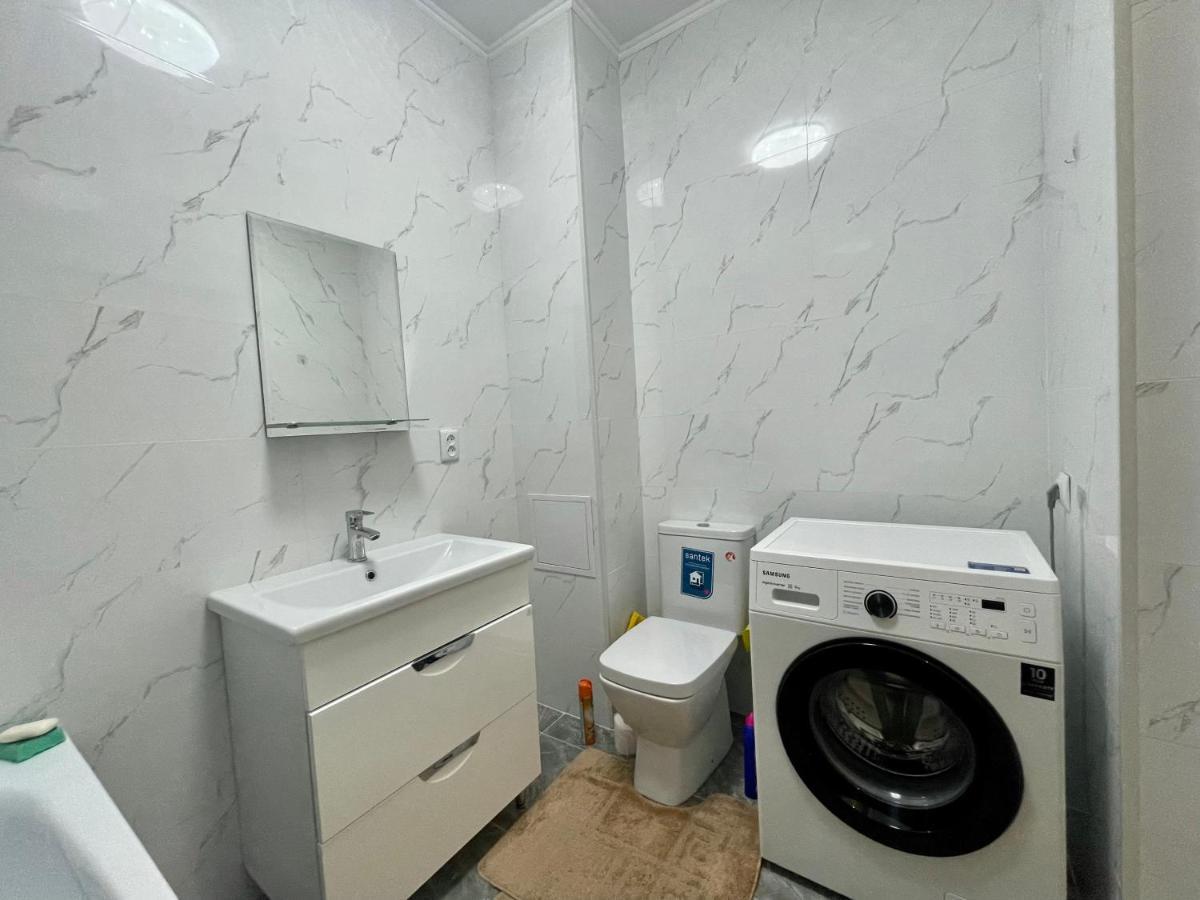 Amazing Apartments In The Rc Alpamys. Astana Bagian luar foto